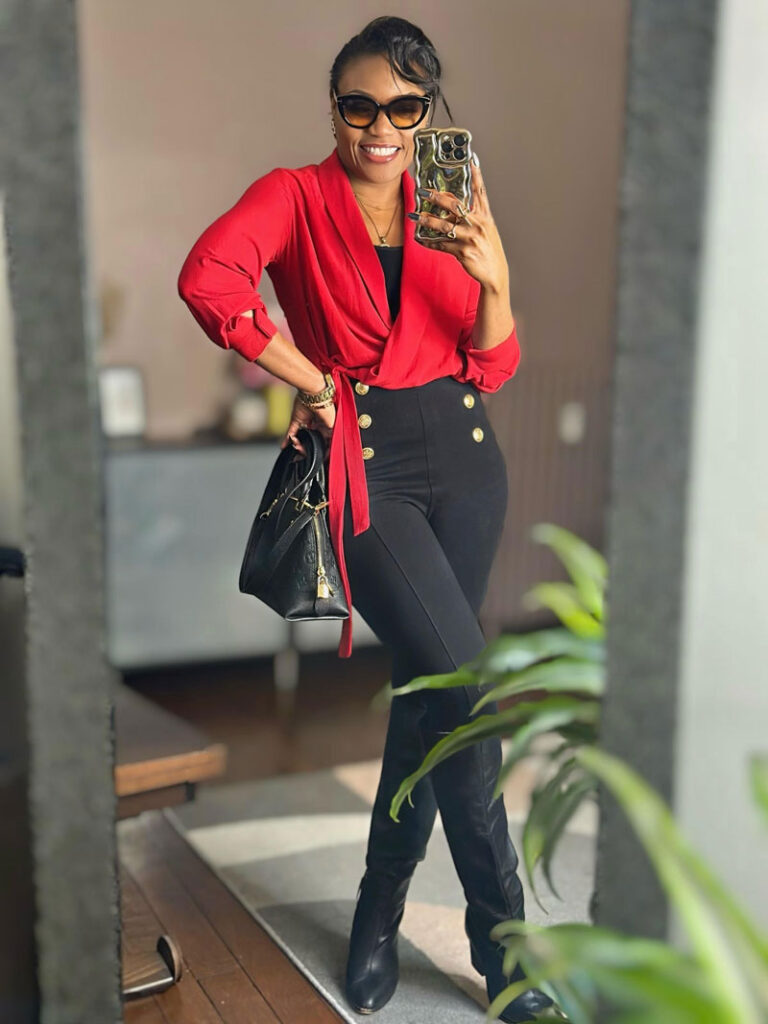 exemple de tenue stylisée chic et décontractée