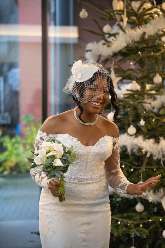 tenue réalisée pour une mariée par d'signature